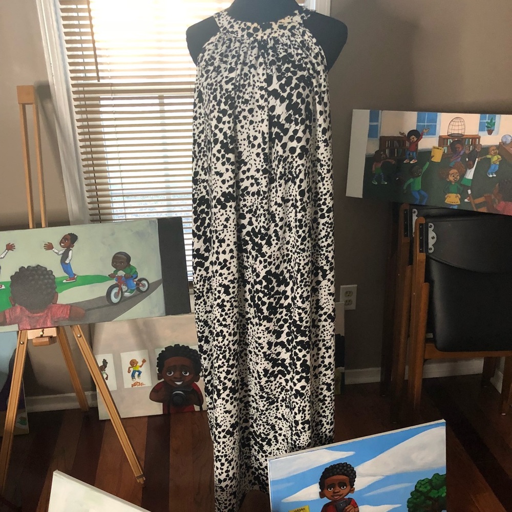 Woman’s Chelsea and Theodore Maxi Dress!